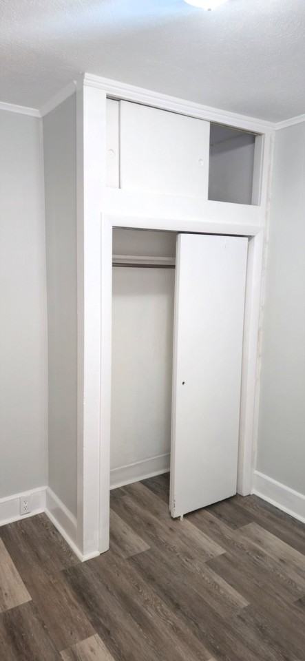 8 Riverdale Ave #8 - Photo 6 of 15