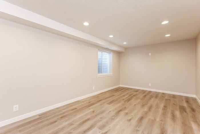 3056 W Linton Cir - Photo 4 of 13