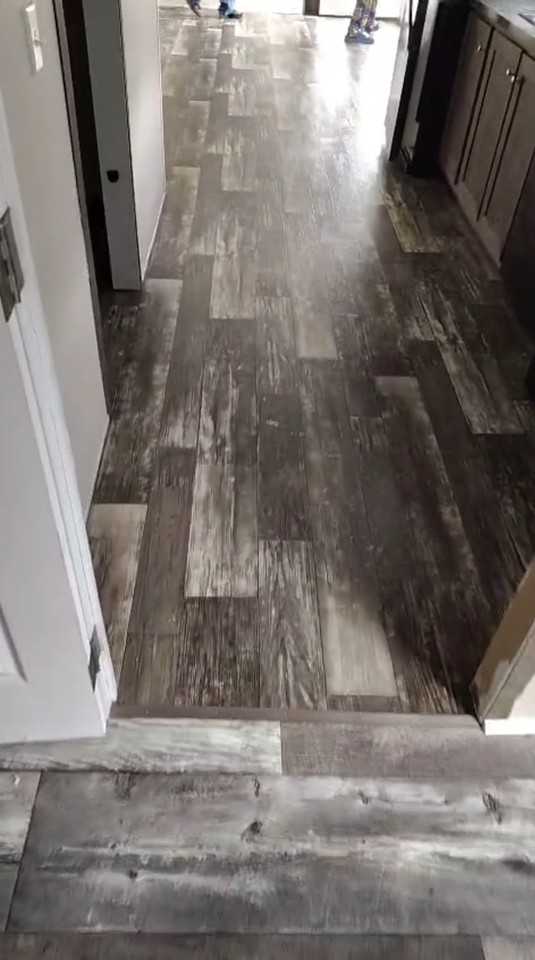1411 N Park Ave #38 - Photo 2 of 3