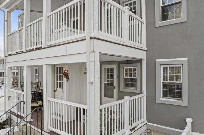 180 S Main St #5 - Photo 3 of 18