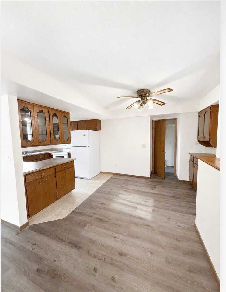 1512 S 5th St - Photo 3 of 7