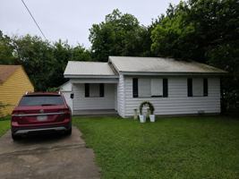 featured image of 721 Roosevelt St