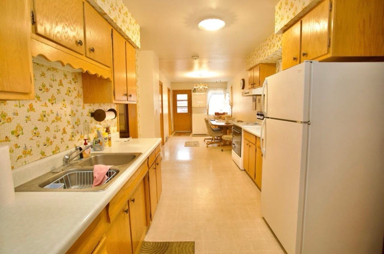 724 S 3rd St - Photo 4 of 11