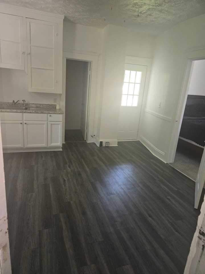 3464 W 52nd St #UR - Photo 3 of 6