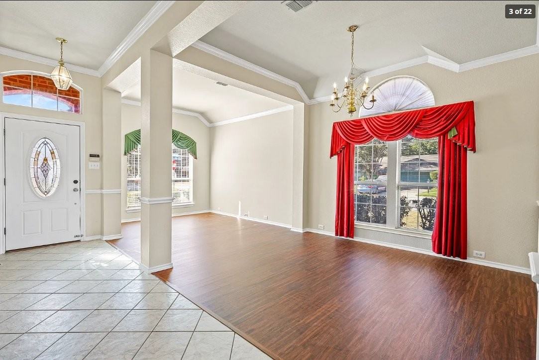 2127 Ballycastle Dr - Photo 3 of 20