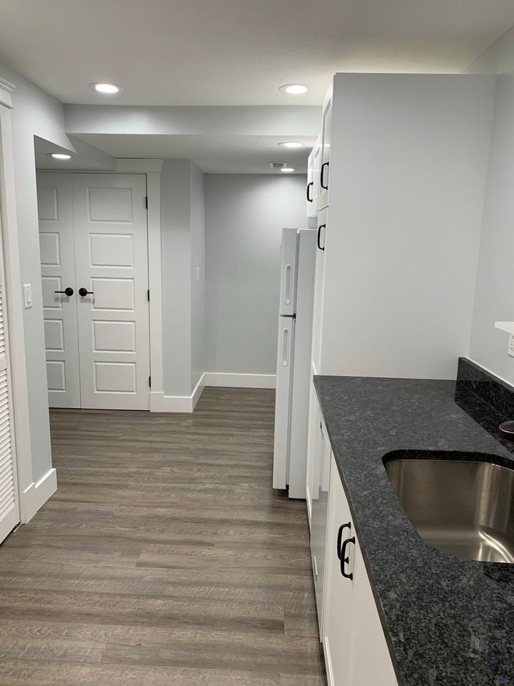 8740 S Spartan Dr - Photo 5 of 18