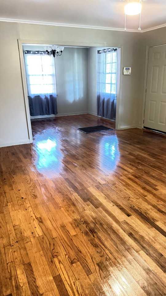 409 Park Pl - Photo 4 of 13