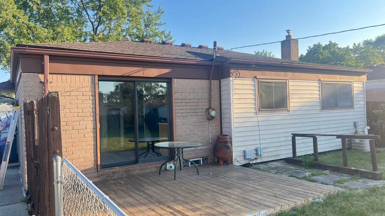 13489 Carol Ave - Photo 2 of 10