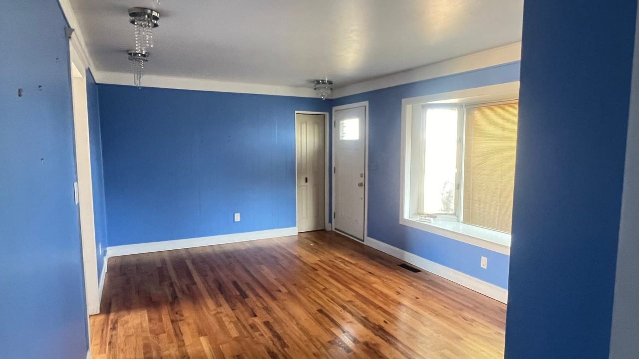 13489 Carol Ave - Photo 4 of 10
