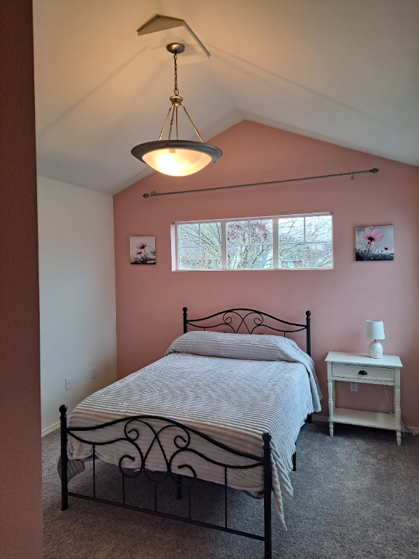 6946 Axis St Se - Photo 3 of 7