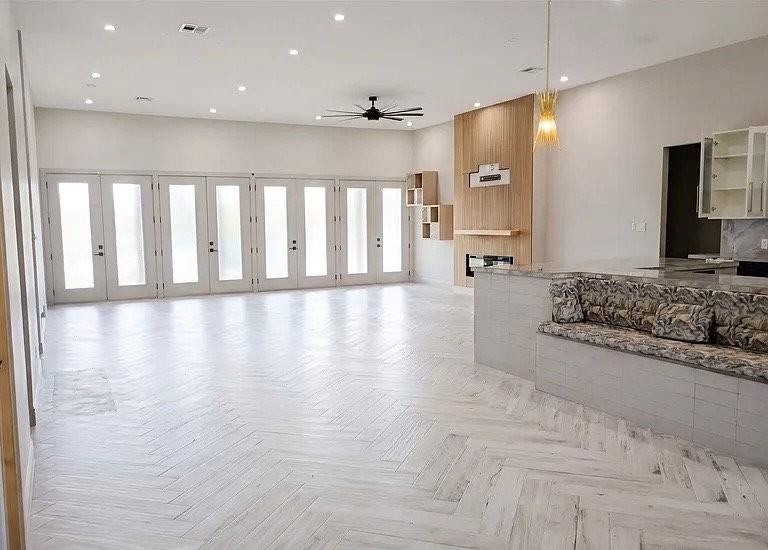 103 Windward Ct - Photo 2 of 9