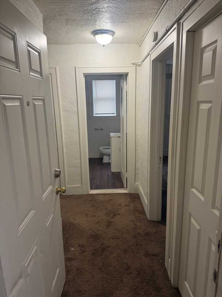 423 Washington St #2 - Photo 2 of 9