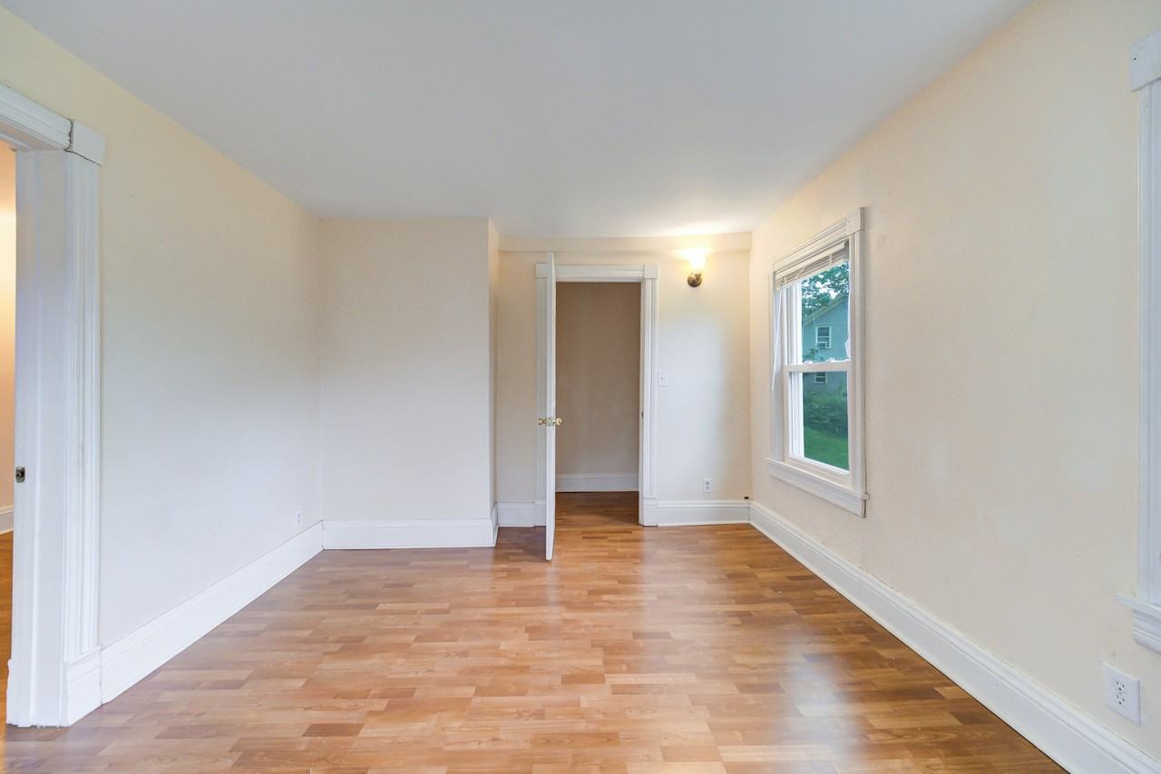 4 Underwood St #2 - Photo 2 of 20