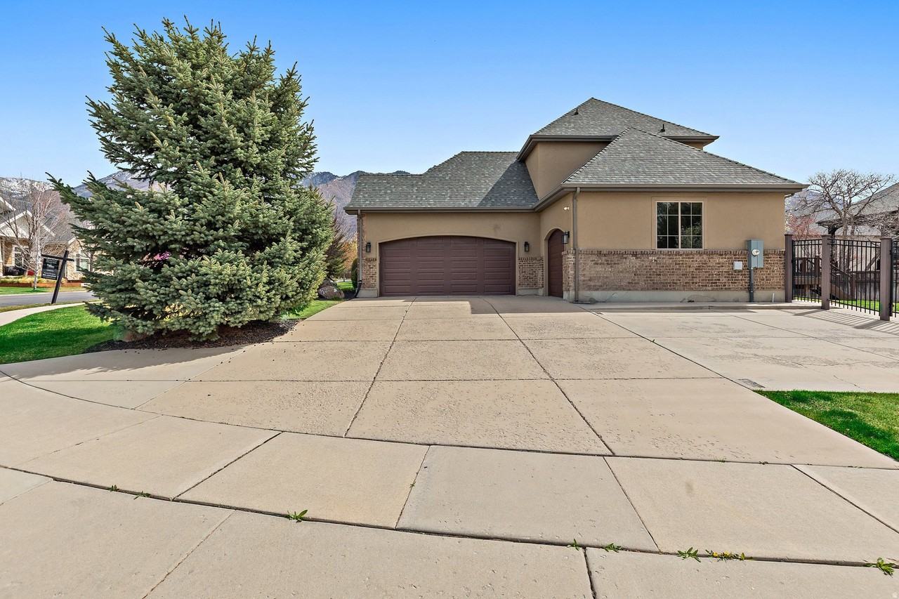 151 Glacier Lily Dr - Photo 2 of 20