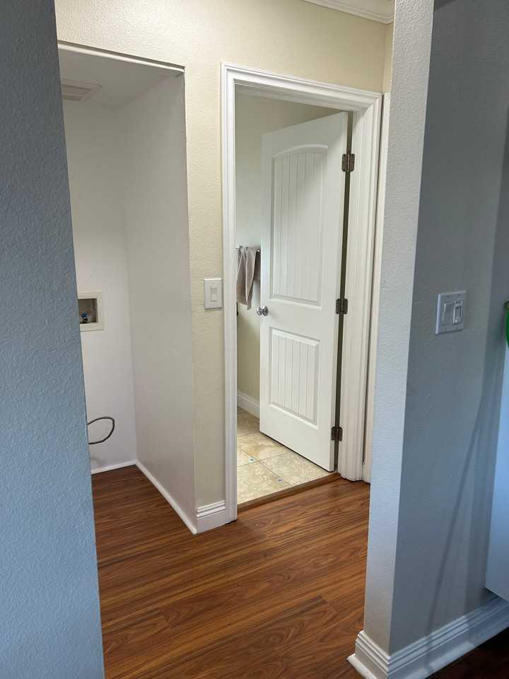 1915 W Vernon Ave - Photo 2 of 17