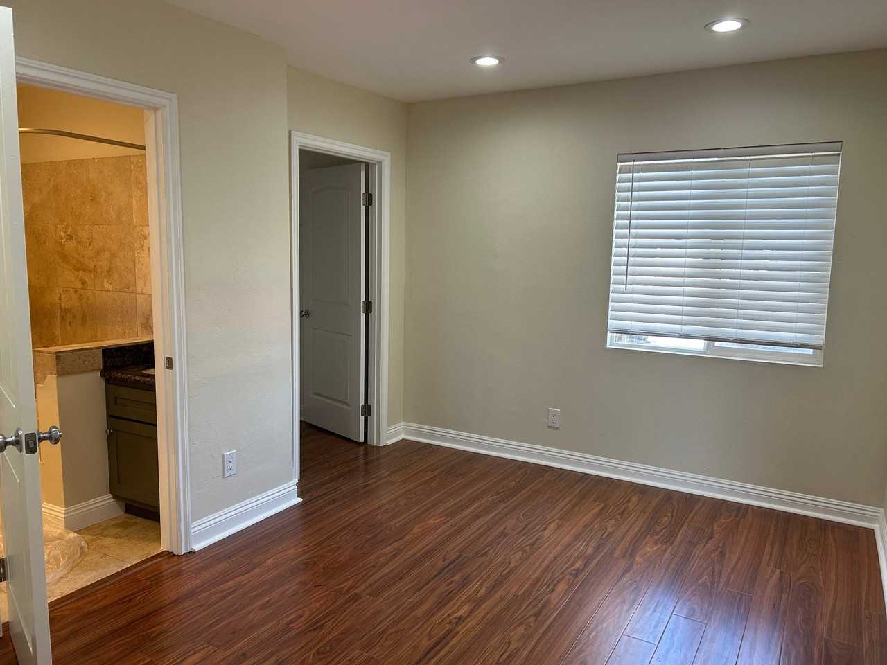 1915 W Vernon Ave - Photo 6 of 17