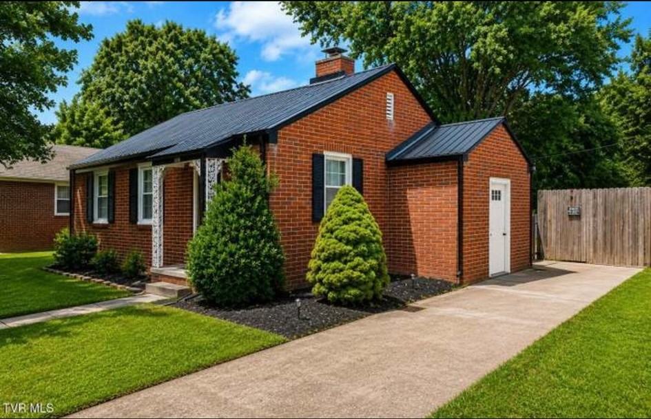 1528 E Sevier Ave - Photo 4 of 4
