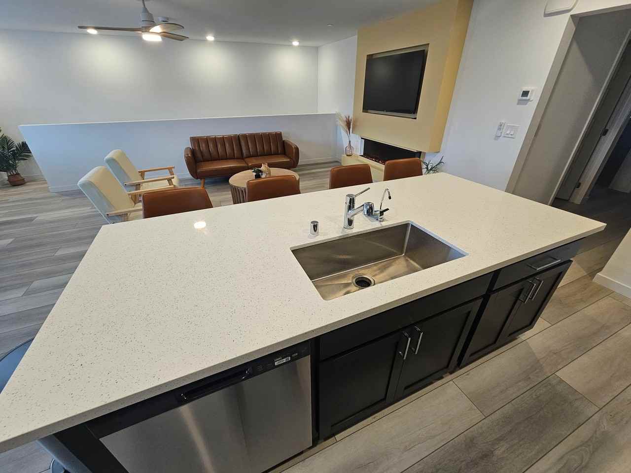9489 Sky Pointe Dr - Photo 5 of 20