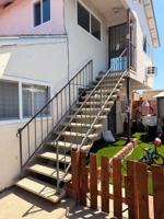 featured image of 1031 Leslie Rd #4