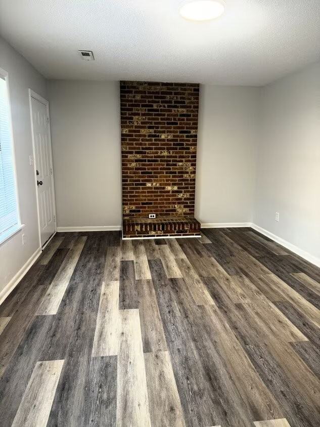 208 Cloverleaf Dr #2B - Photo 6 of 15