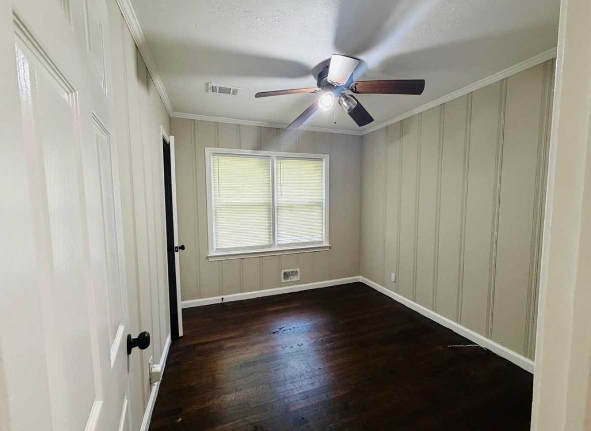 1763 San Gabriel Ave - Photo 4 of 4