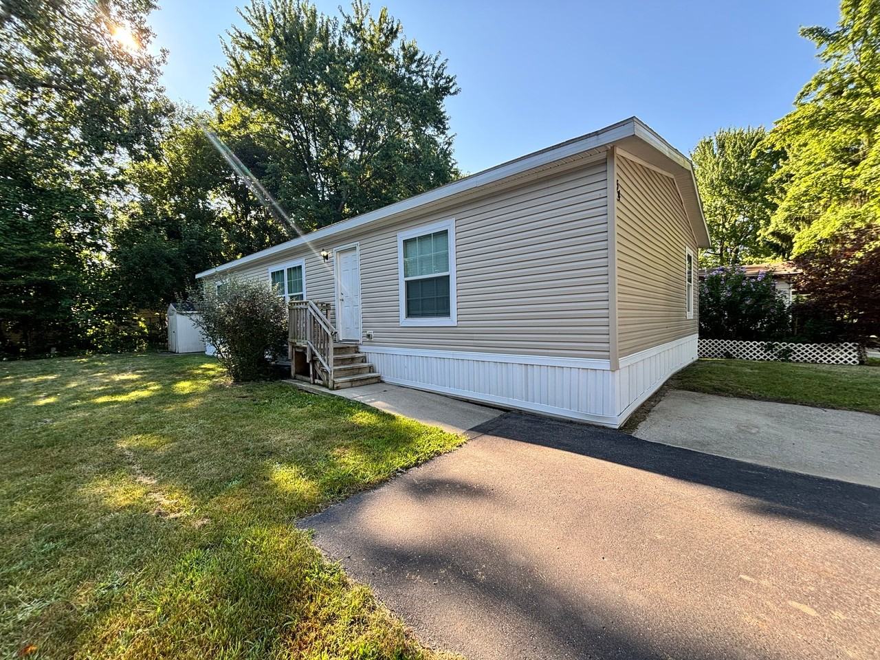 54 Dunlap Cir - Photo 2 of 3