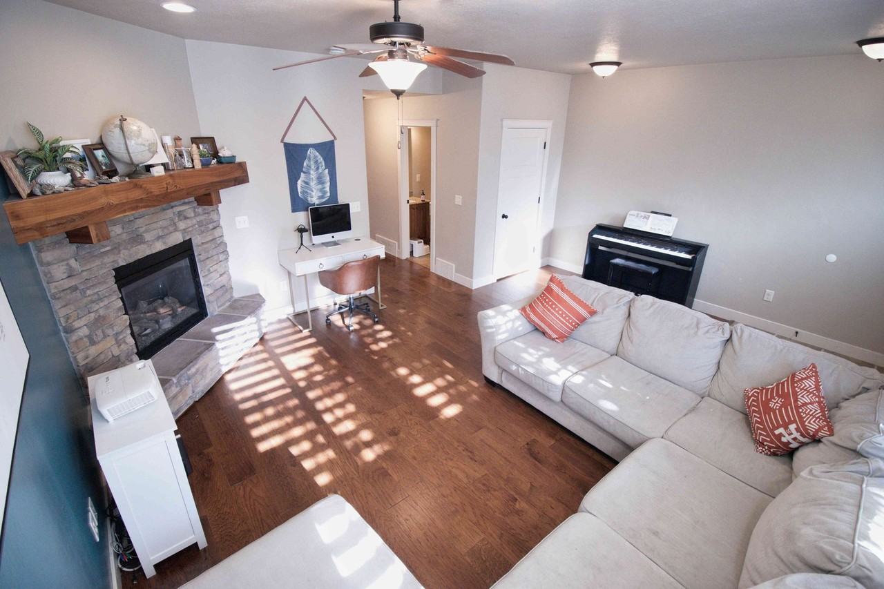 255 Wn #44 - Photo 2 of 21
