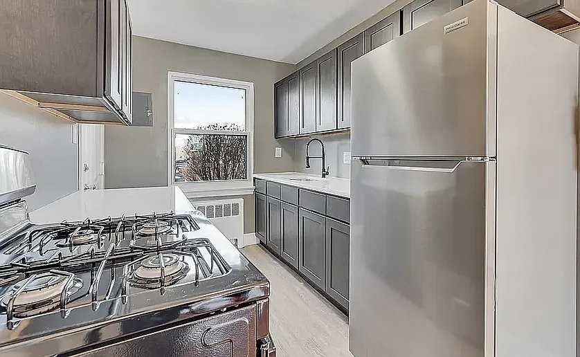 1005 S Main St #29D - Photo 3 of 7