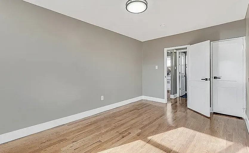 1005 S Main St #29D - Photo 6 of 7