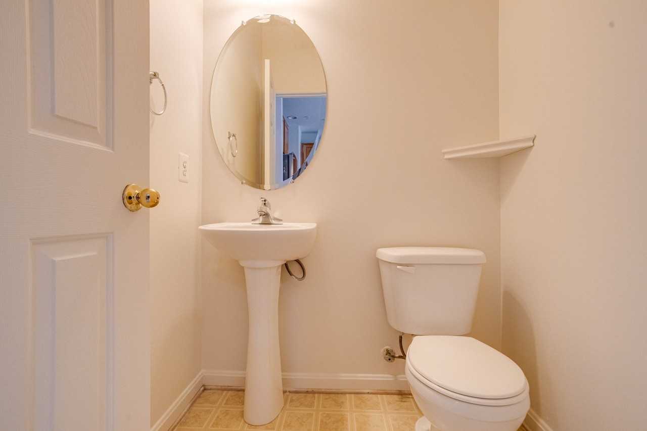 103 Buttonwood Ct - Photo 6 of 20