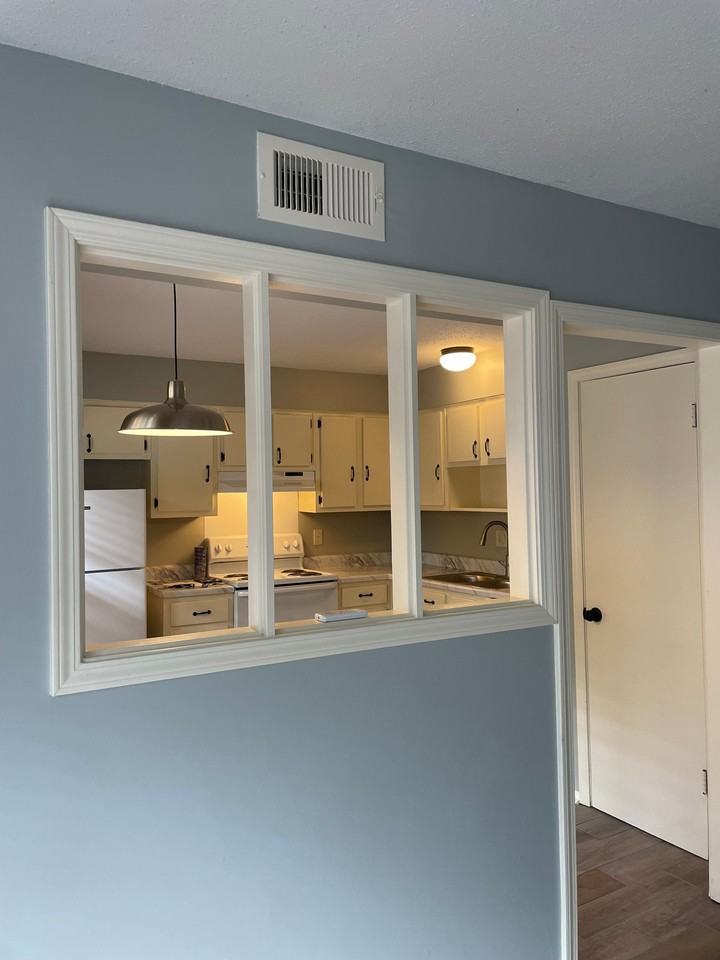 3646 Spottswood Ave #1 - Photo 5 of 13
