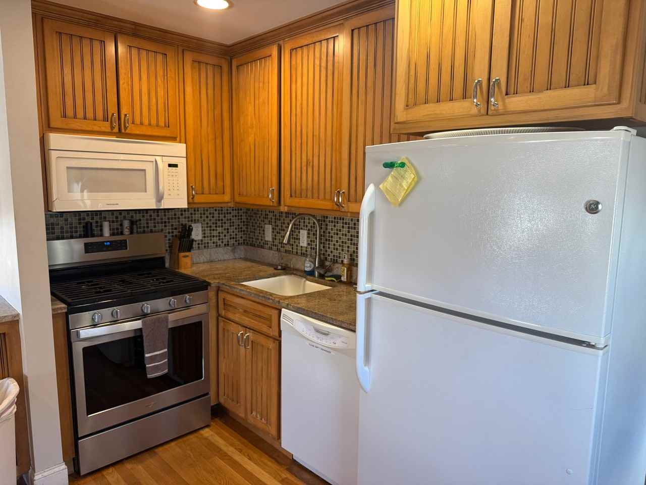 36 River Ave #A - Photo 3 of 12
