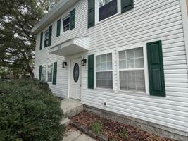 featured image of 120 N Pinewood Dr #1