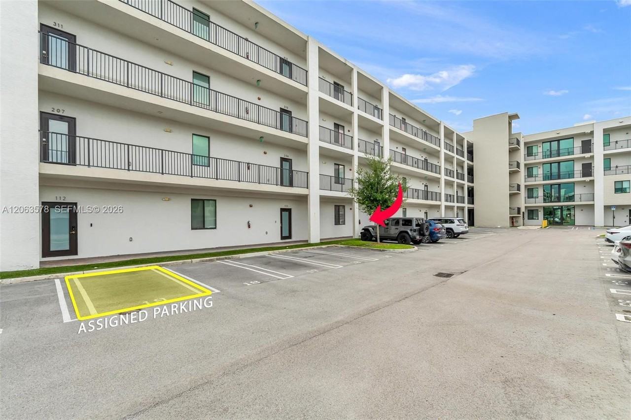 URBANA AT THE RESIDENCES CONDO - Photo 2 of 17