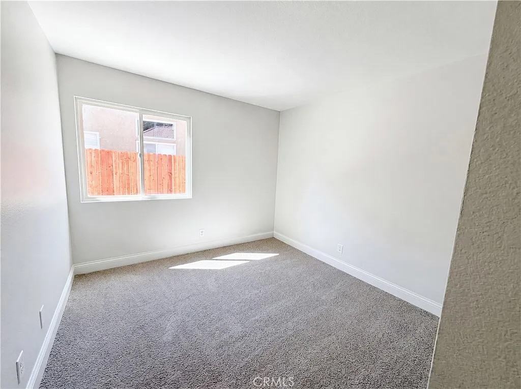 44757 Potestas Drive - Photo 4 of 9