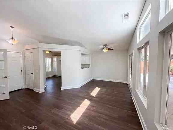 44757 Potestas Drive - Photo 3 of 9