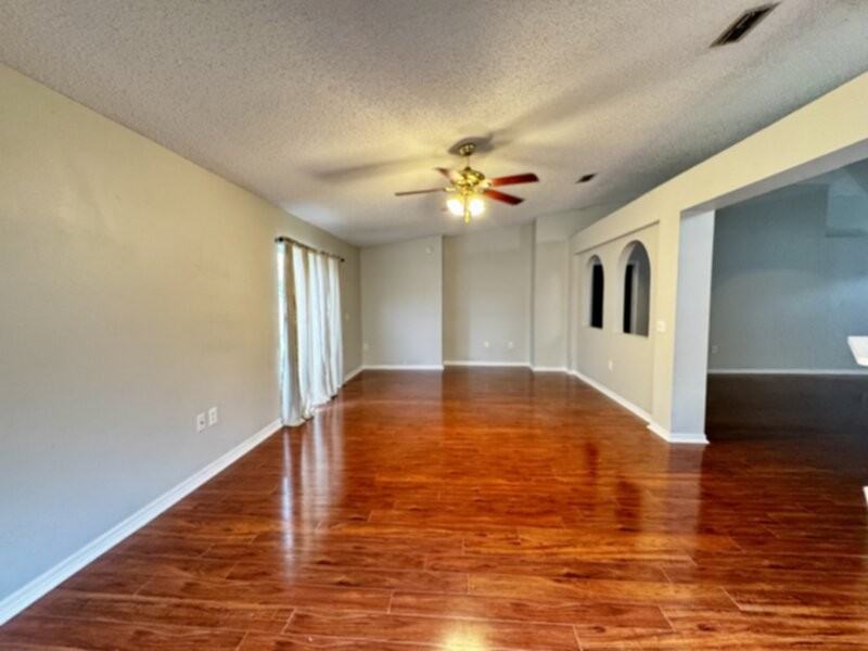 850 Welch Hill Cir - Photo 5 of 19