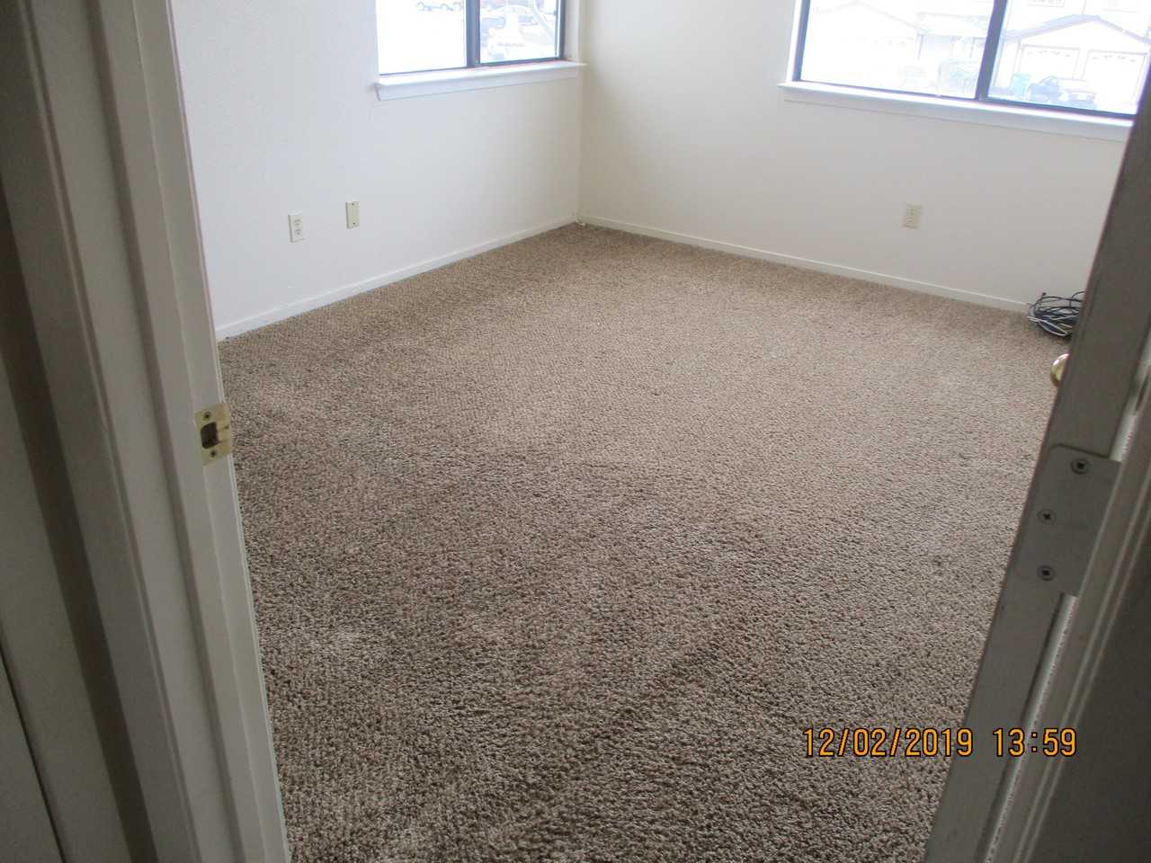 393 Sweetwater Cir #B - Photo 6 of 9