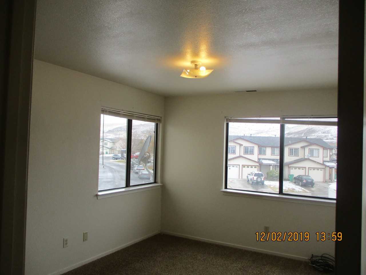 393 Sweetwater Cir #B - Photo 7 of 9
