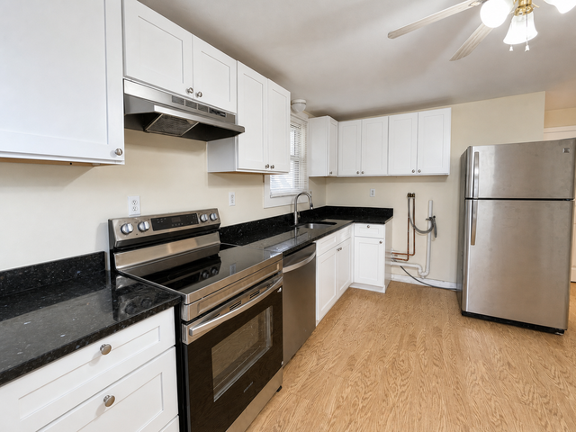 128 Norfolk St #1 - Photo 7 of 30