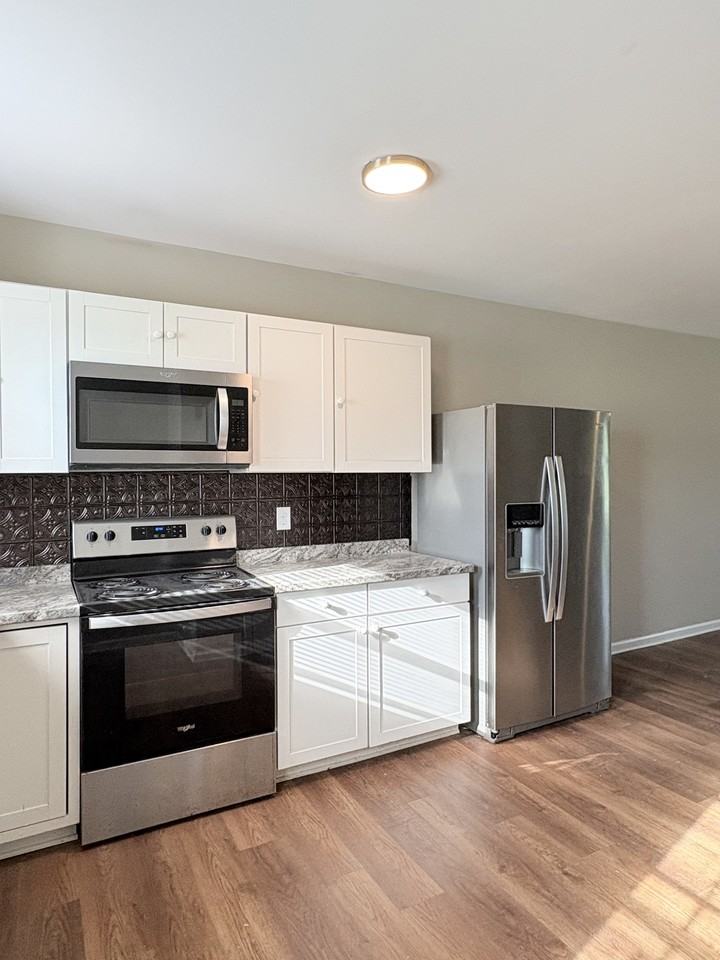 520 Bryant St #1 - Photo 6 of 17