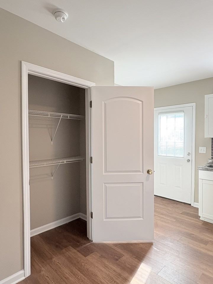 520 Bryant St #1 - Photo 7 of 17