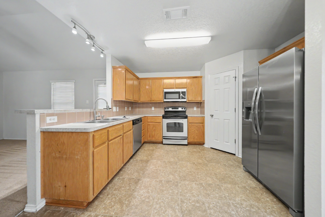 1123 Marlee Cir #NA - Photo 6 of 23