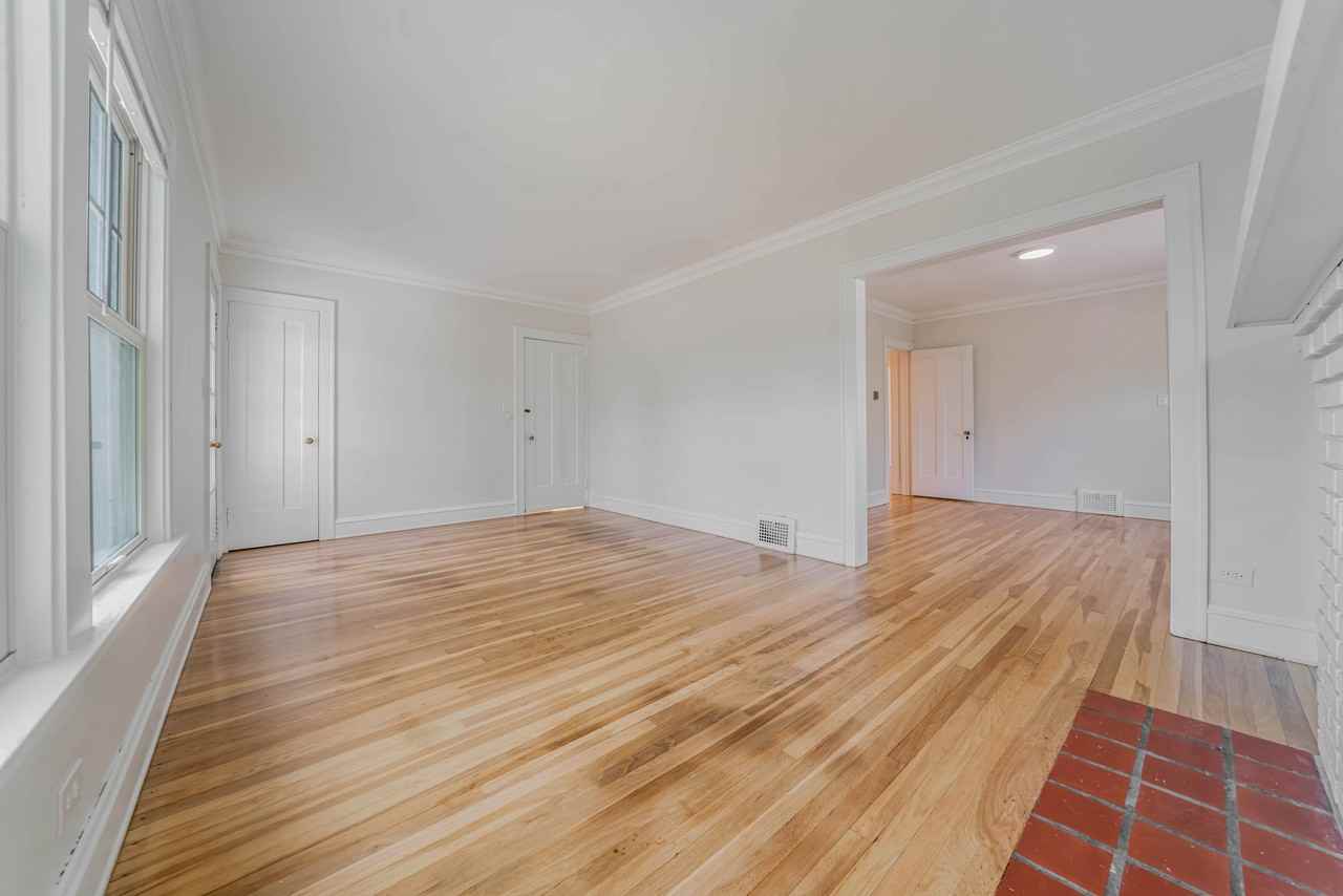 16800 Delaware Ave #2 - Photo 5 of 20