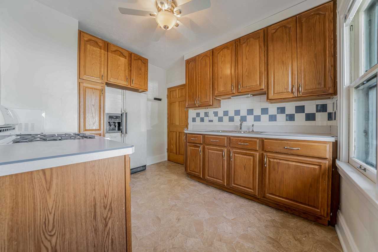 16800 Delaware Ave #1 - Photo 4 of 20