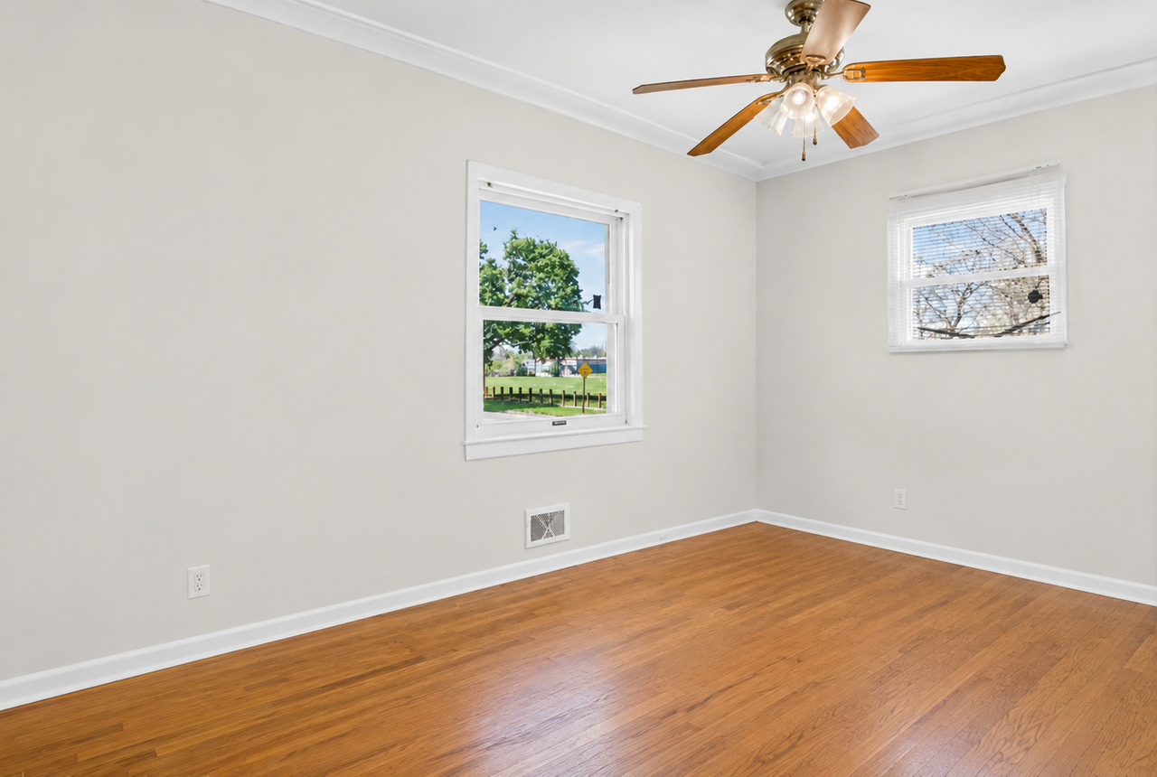 3921 Kellar Ave #NA - Photo 3 of 9