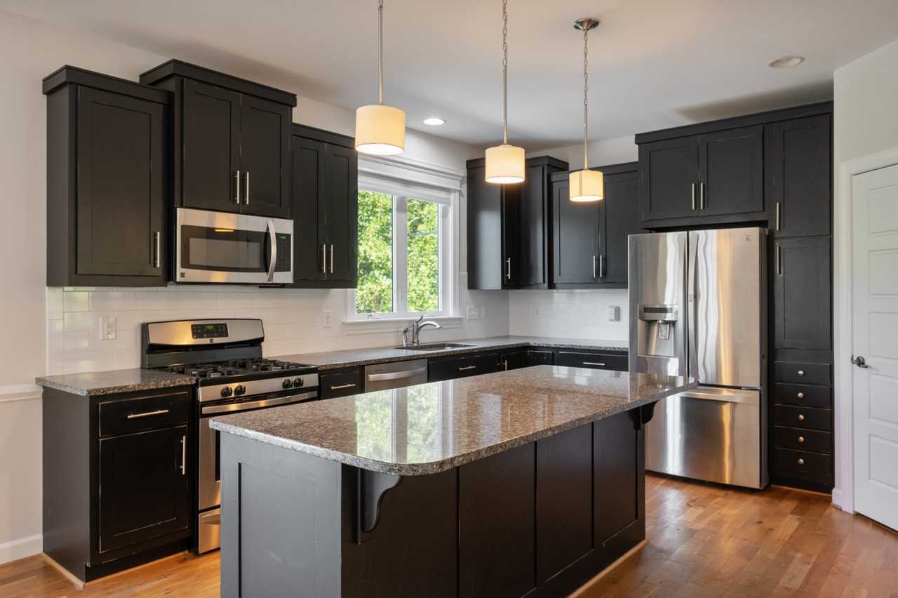 243 Huntley Ave #NA - Photo 7 of 20