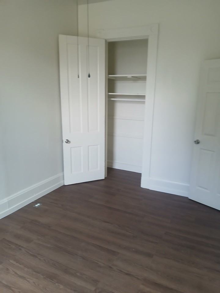 1240 Sunset Ave #1 - Photo 5 of 8
