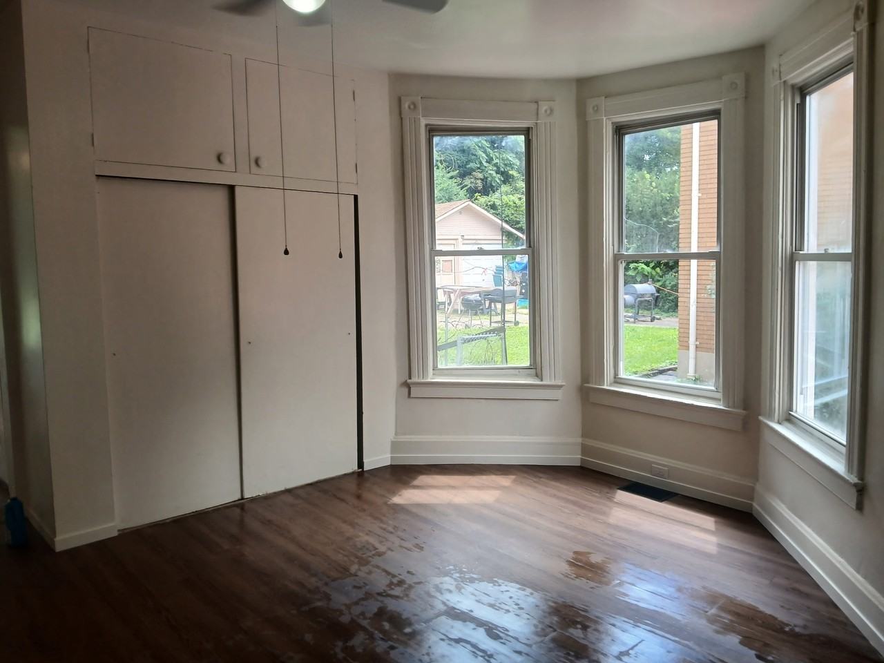 1240 Sunset Ave #1 - Photo 6 of 8