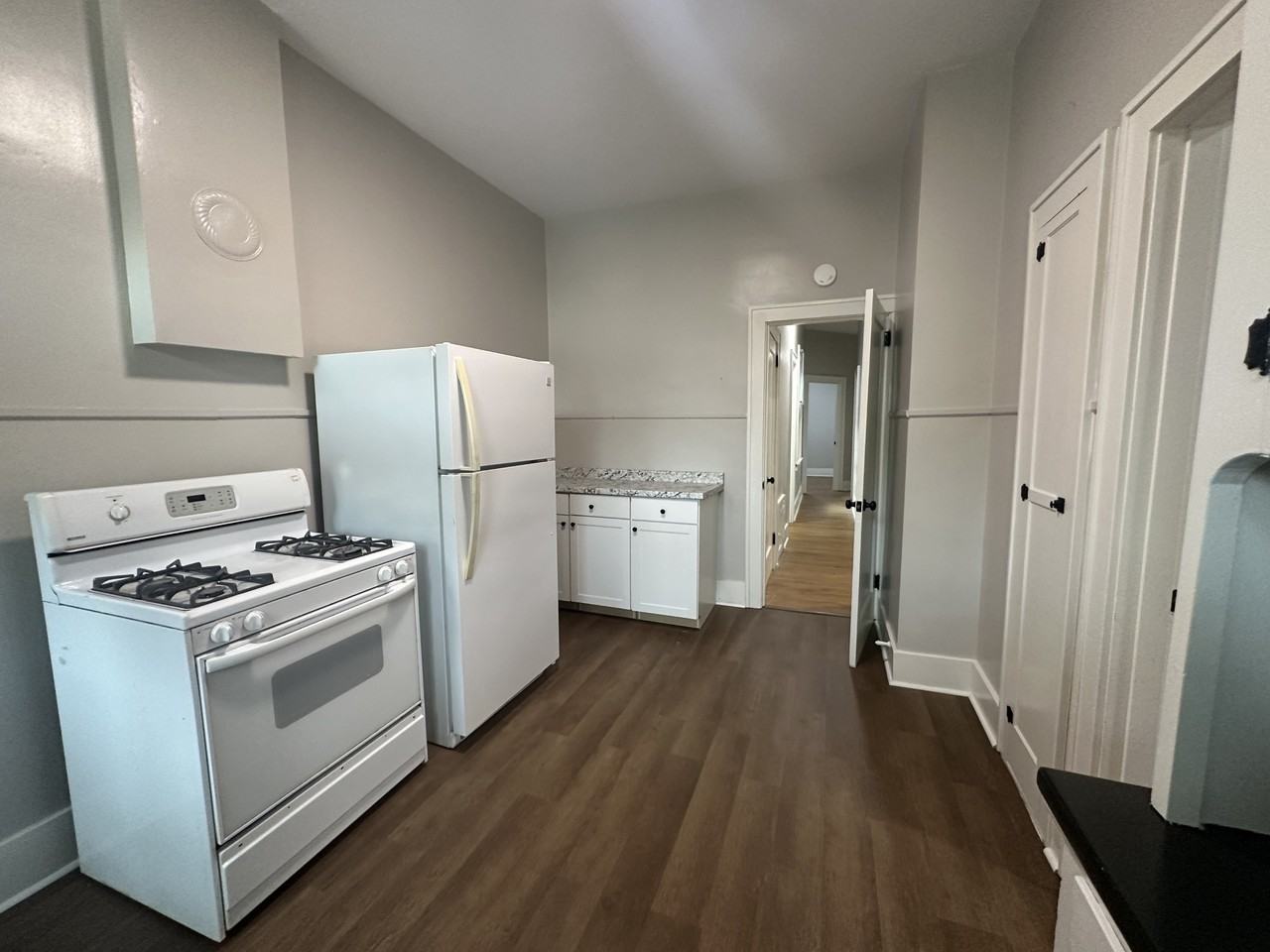 1149 Merchant St #1 - Photo 2 of 12